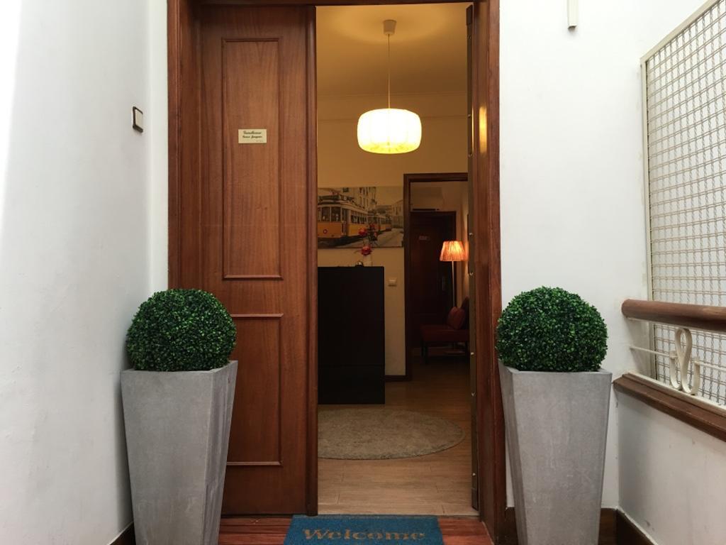 Guest House Guerra Junqueiro Lisboa Екстериор снимка